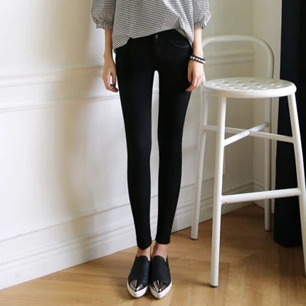 Южная Корея Торговый Весенняя новинка тонкий Черный и белый цвета узкие джинсы женские узкие брюки ноги a0506