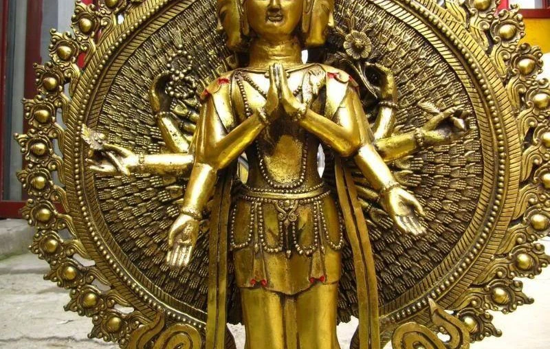 

39 Tibet Copper Gild 1000 Arm Hands Eleven-faced Avalokitesvara Kwam-Yin Buddha