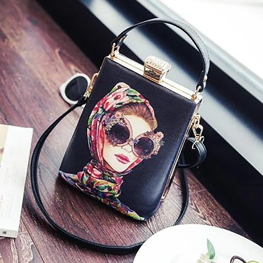 

Fashion Character Print Women Shoulder Bags Metal Buckle Women Handbags Pu Leather Ladies Messenger Crossbody Bags For Girls New