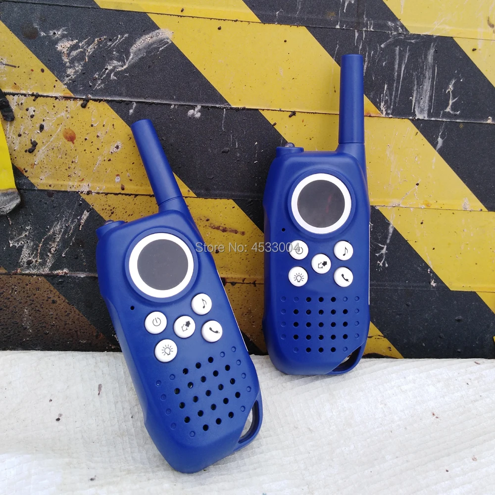 

Kids Walkie Talkies 5-Mile Range Two Way Radios with Flashlight and LCD Screen