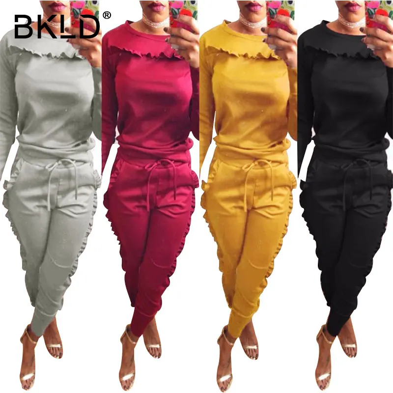 Спортивный костюм BKLD из двух предметов Женский комплект топа с оборками и