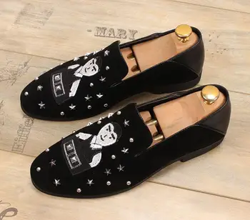 

Black Velvet Dress Driving Shoes Oxfords Flats Rivets Loafers Italian Shoes For Male Outwear Runway Sneakers Shoes Slip On