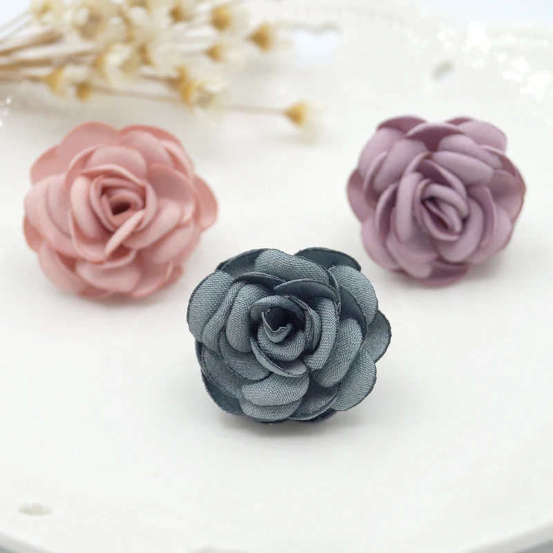

High Quality Flower Small Brooches Accessories Women Dress Wedding Brooch PinsClassic Alloy Elegant Corsage Wholesale