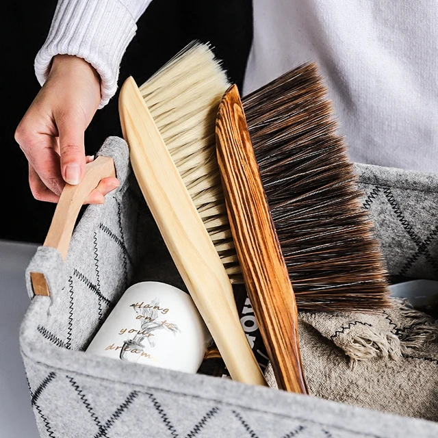 New Long Handle Bristles Bed Brush Wooden Antistatic Dust Brushes Carpet Sofa Clothes Sweeping Broom Household Cleaning Tools 4