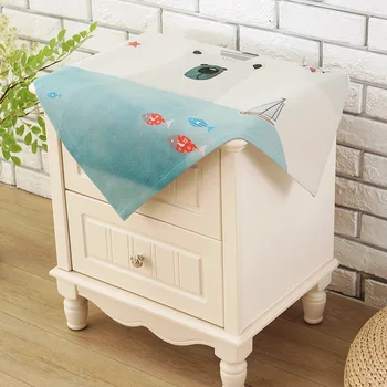 

Cute Bear Tablecloth Children's Cartoon Tablecloth Bedside Cover Blue deer Idyllic tablecloth 60x60cm Home Decorations