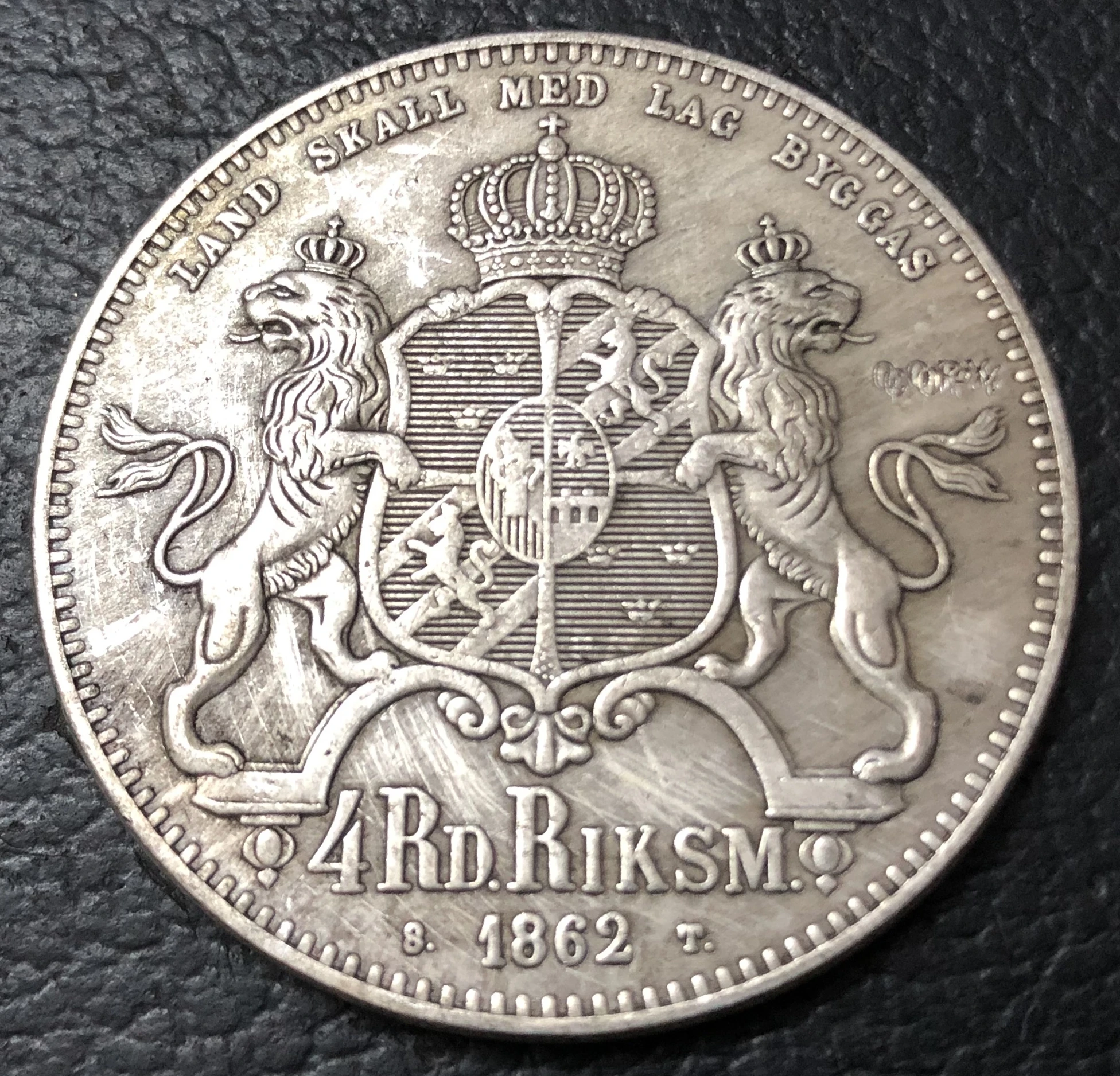 

1862 Sweden 4 Riksdaler Riksmynt - Carl XV Silver Plated Copy Coin