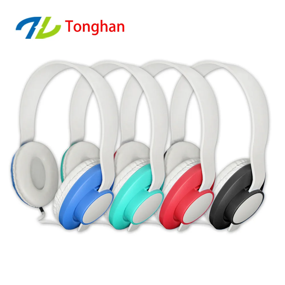 

WD02 3.5mm Earphones Headsets Stereo Earbuds For mobile phone MP3 MP4 For PC