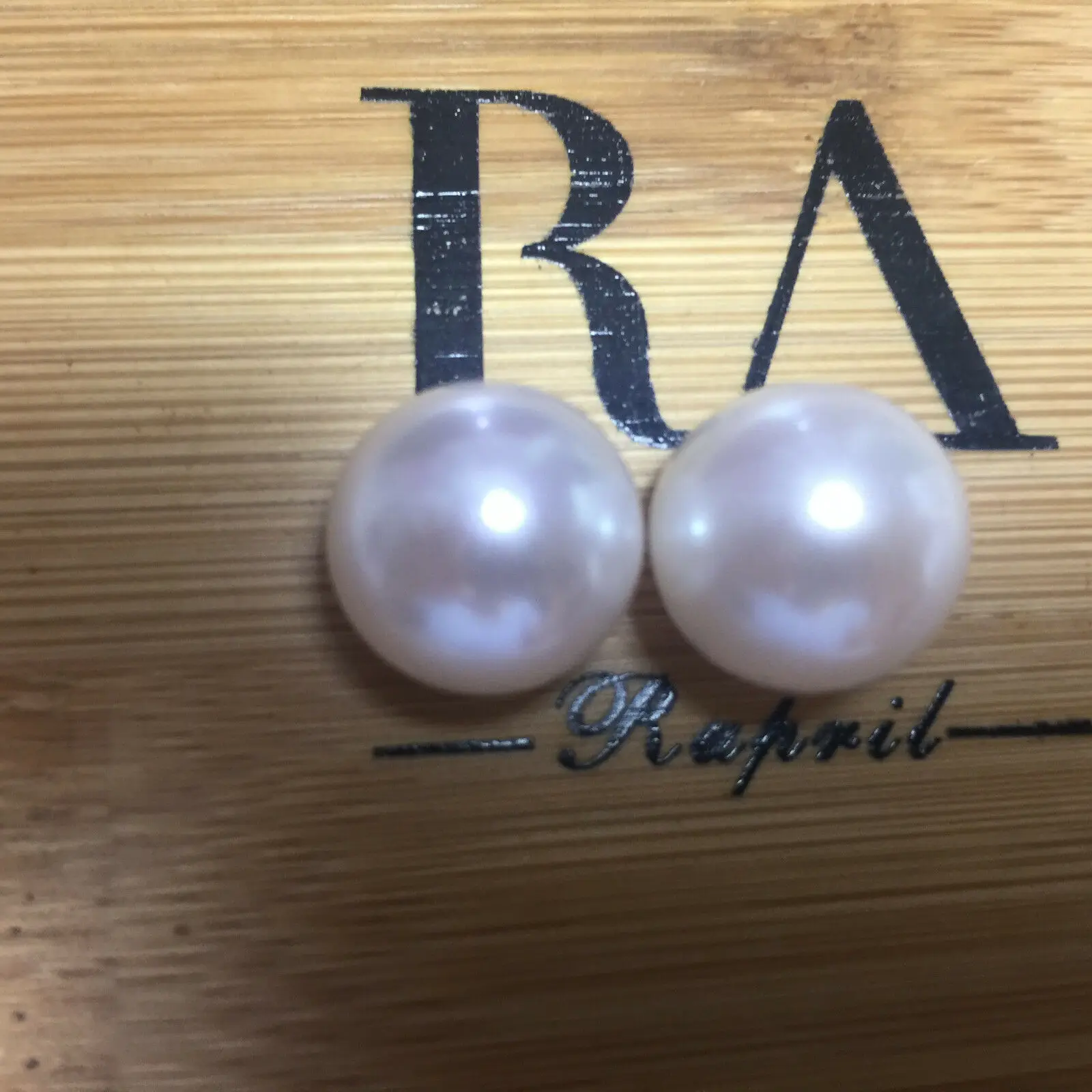 

charming pair of 14-15mm south sea flat white pearl earring 14k