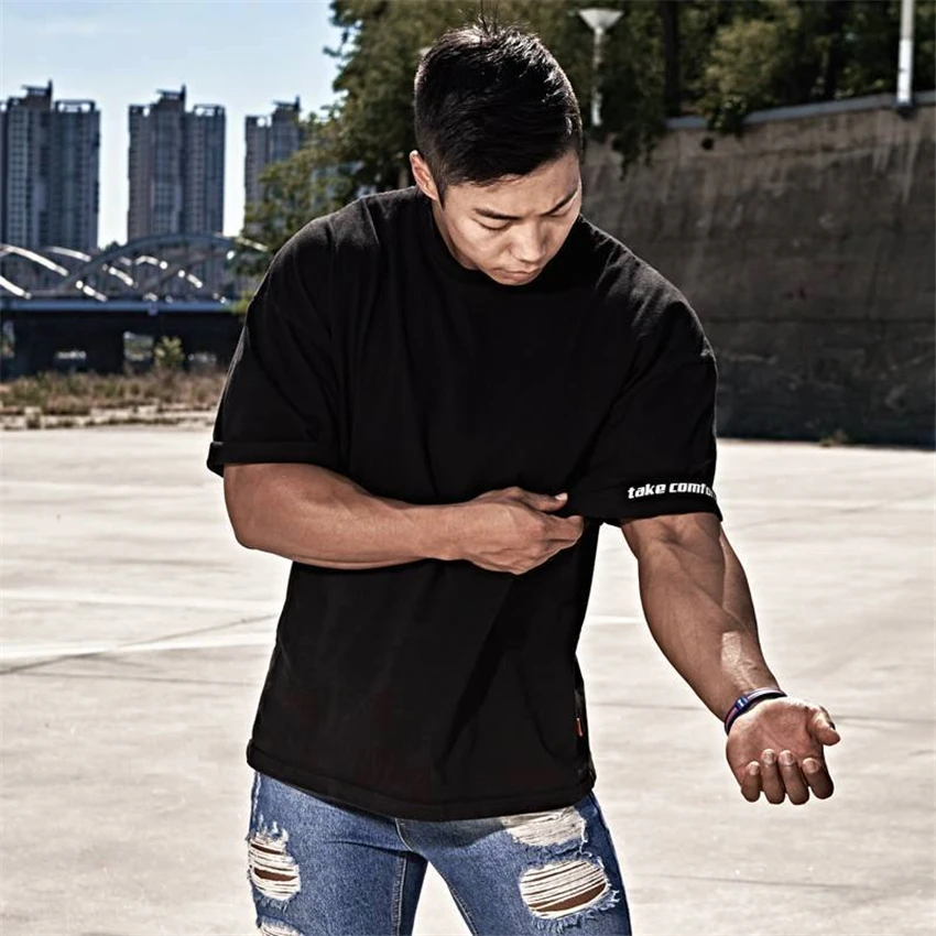 

2019 Men's Summer Short Sleeve Sports T-shirt Fitness blouse letter printing Men's T shirt