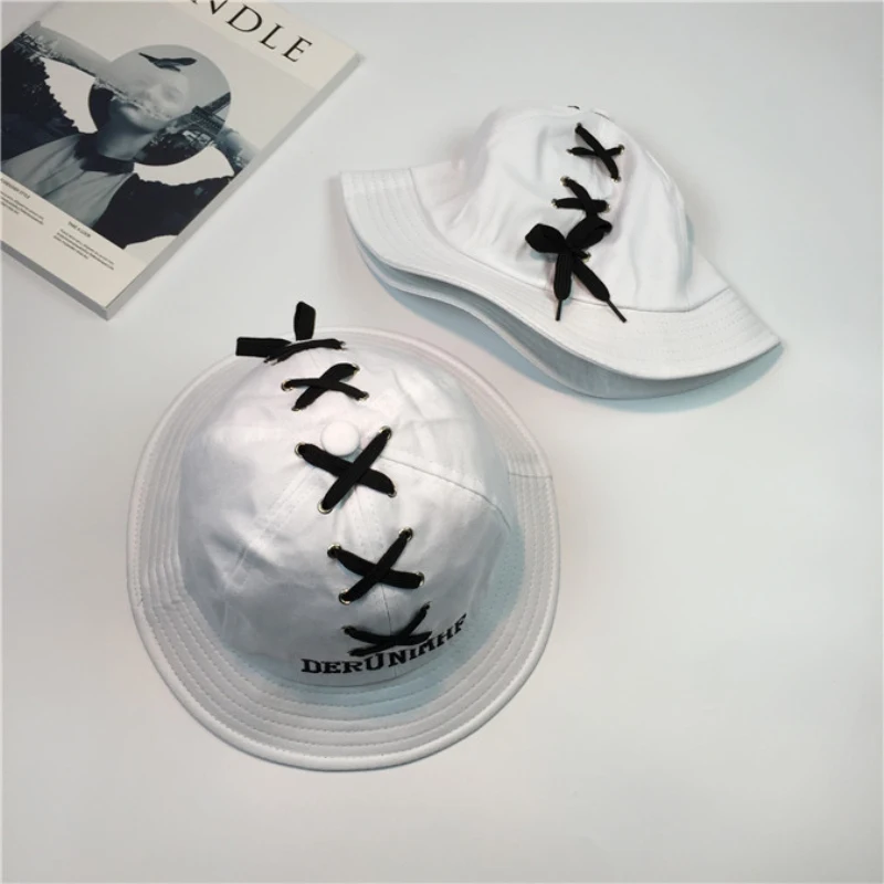 3825138363_2124350718