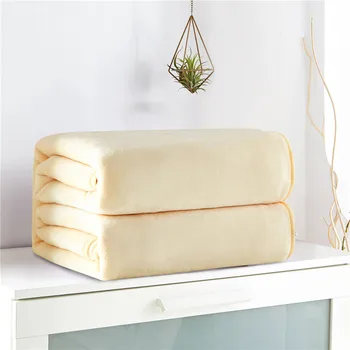 

2019 New Beige Double sided Flannel blanket luxury blankets Lightweight and comfortable plush blankets Microfiber L606