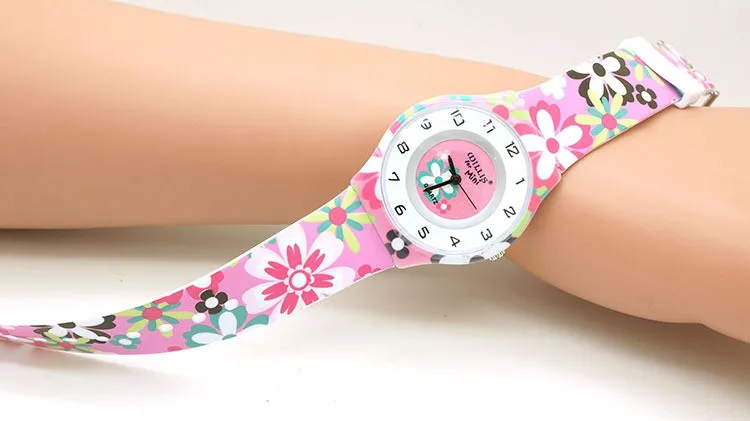 2667435987_677347802