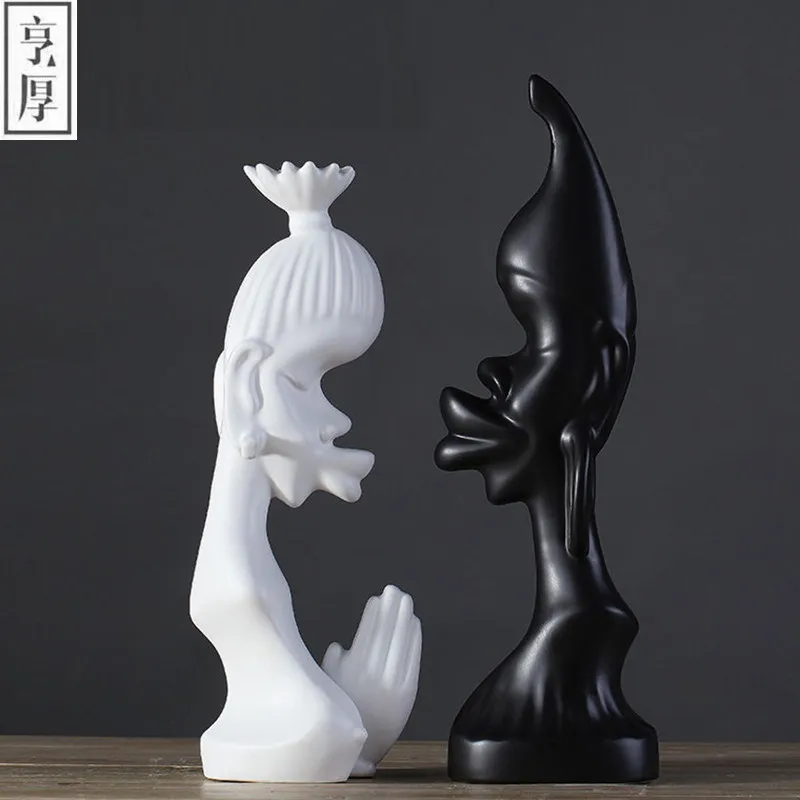 Статуэтка "пара". Керамические фигурки для интерьера. Статуэтка для дома. Черные фигурки для интерьера. Напольные статуэтки для интерьера.