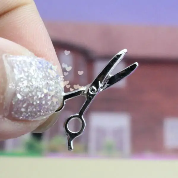 MINI doll house mini miniature scenes with hair cutting scissors Model 