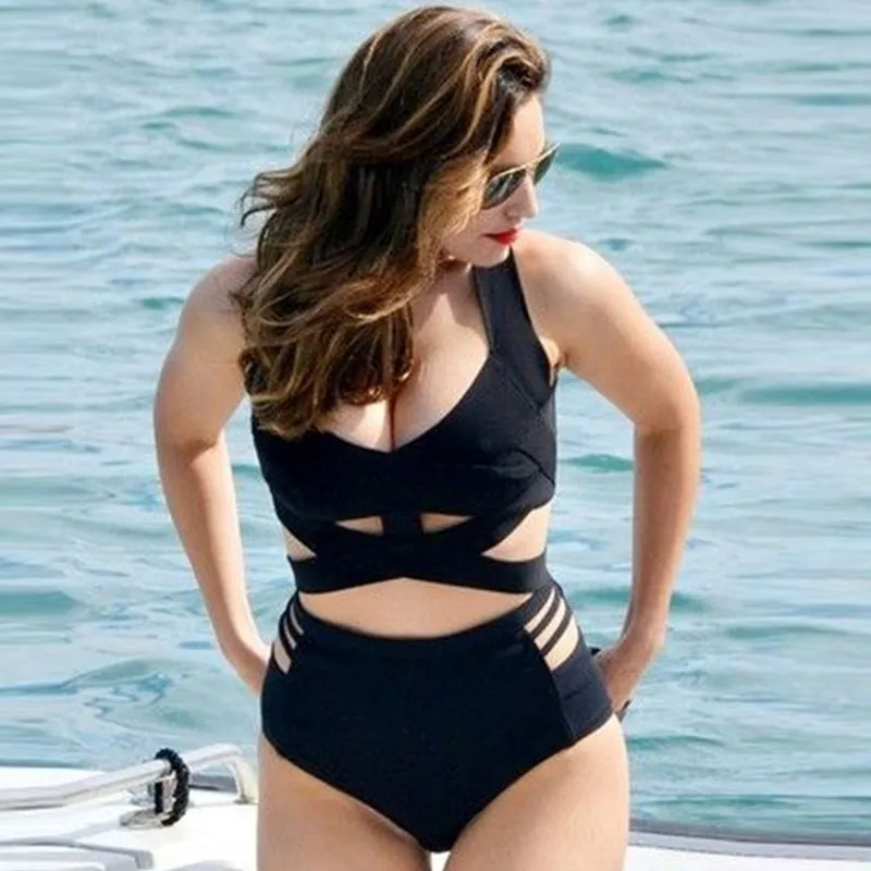 curvy lady swimwear