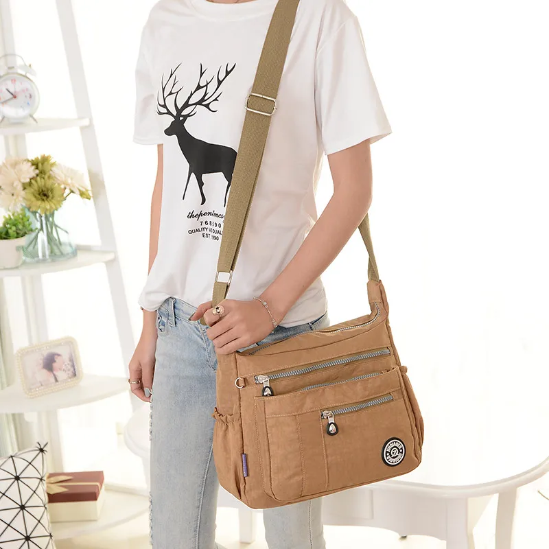 2019 جديد إمرأة حقيبة ساع للنساء للماء حقيبة يد من النايلون الإناث حقيبة كتف السيدات Crossbody كيس رئيسي فام