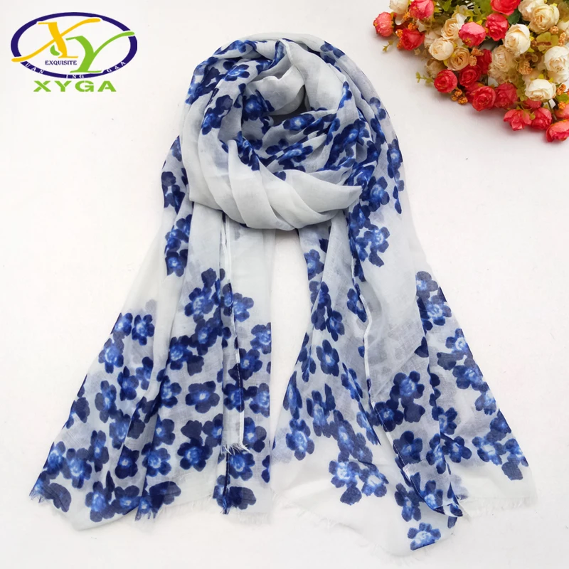 

1PC Cotton Women Fashion Long Scarf Spring Lady's Viscose Flower Printed Wraps Summer Thin Female Shawls Muslim Scarves