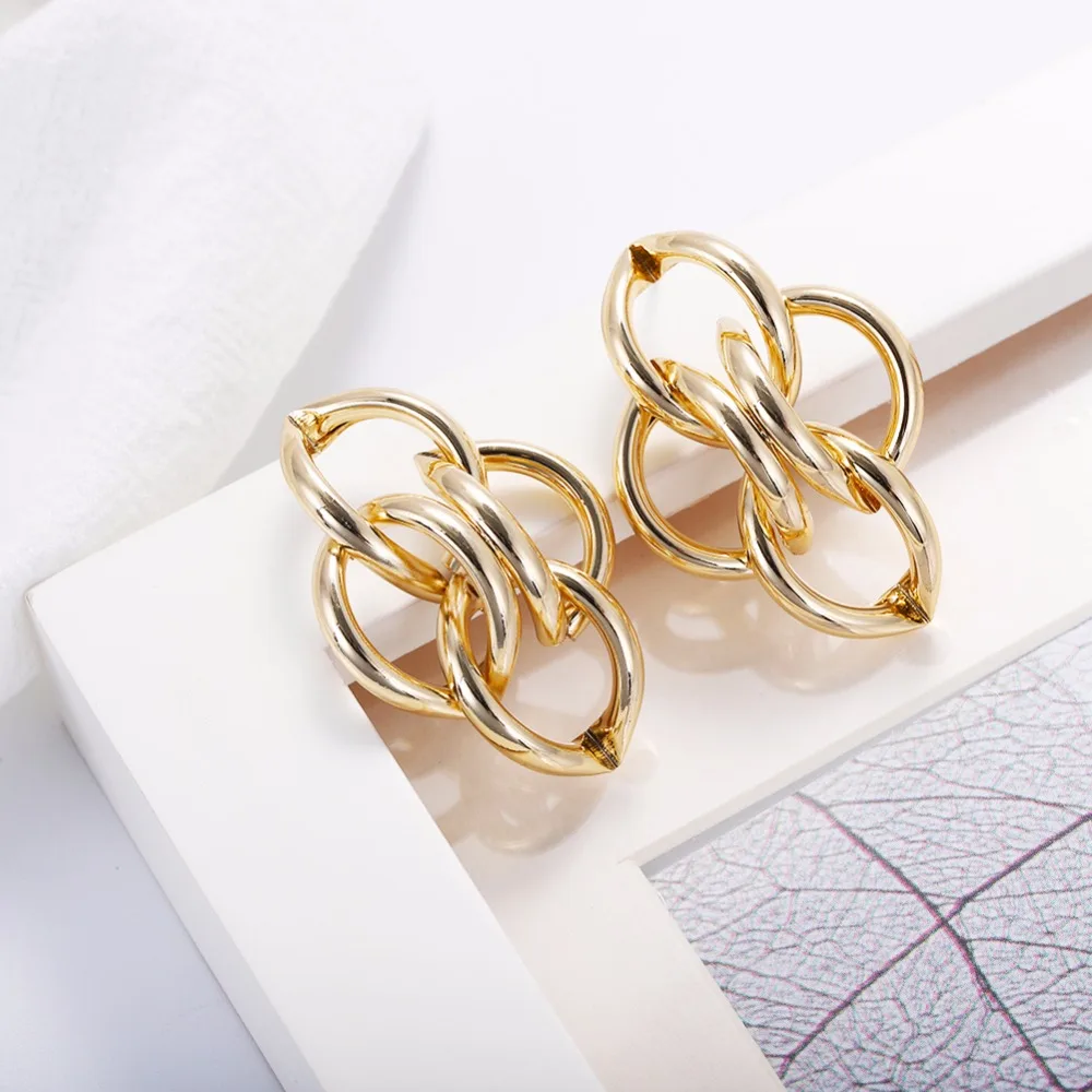 

Girlgo Maxi Circle Stud Earrings For Women Geometric Gold Color Statement Earrings Charm Female Brincos Mlayer Porm Jewelry