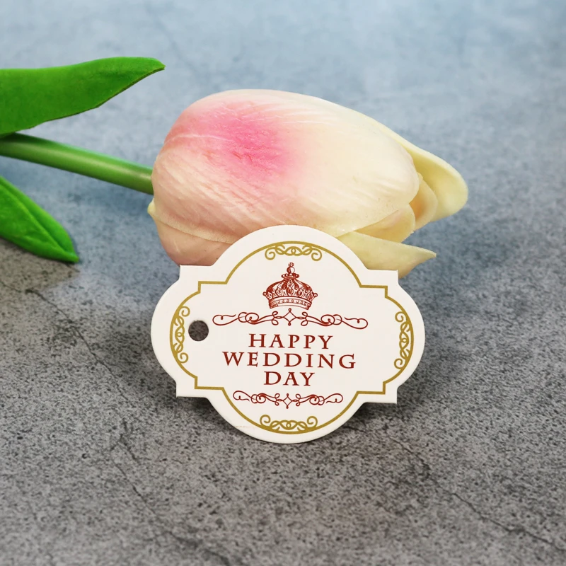 

100pcs Upscale Gift Paper Tags Happy Wedding Day Baking Cookie Candy Gift Paper Box Mini Tags Label Wedding Party Decoration