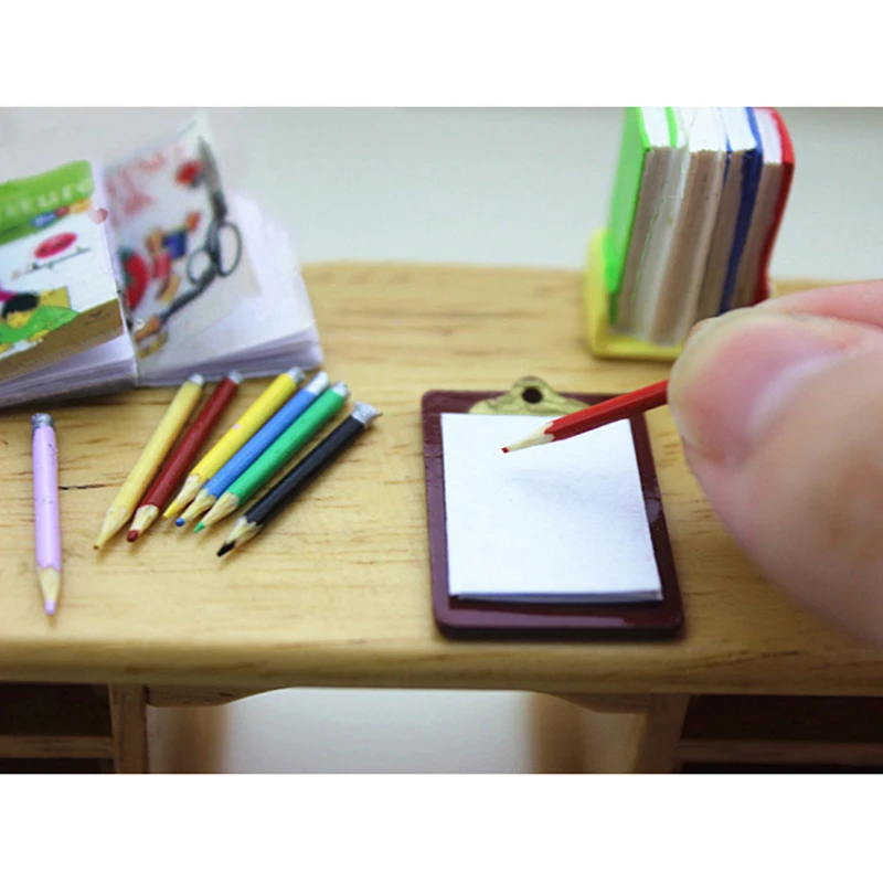 

New 8Pcs/set Mini Colorful Pencil Model Fashion 1/12 Dollhouse Miniature Accessories Simulation Model Toys For Doll Kids Gift