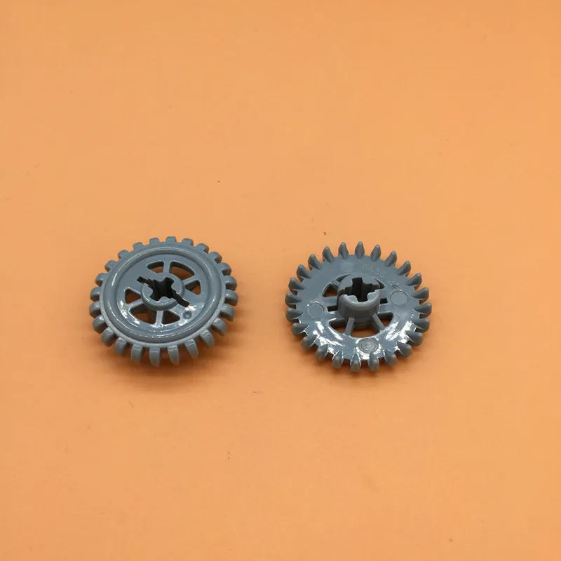 

10pcs MOC Technic Compatible with 3650b domestic building blocks technology with spare parts 4211434 light gray 24 crown