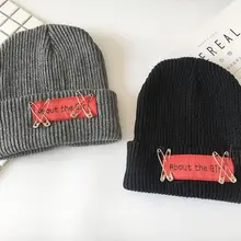 cotton letter pin Thicken knitted hat winter warm hat Skullies cap beanie hat for men and women 41