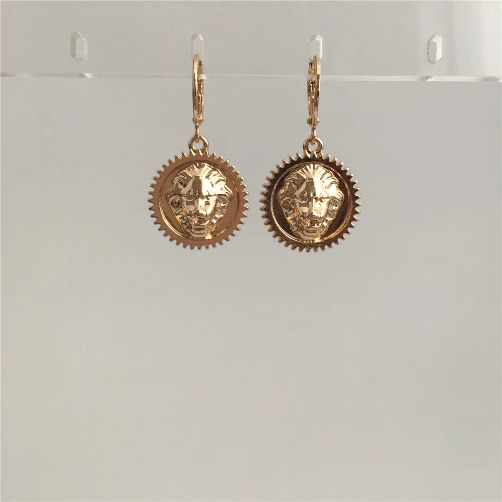 

UNIQUE GOLD COLOR PLATING LION ENGRAVED CHARM DROP EARRING FOR WOMEN GIRL