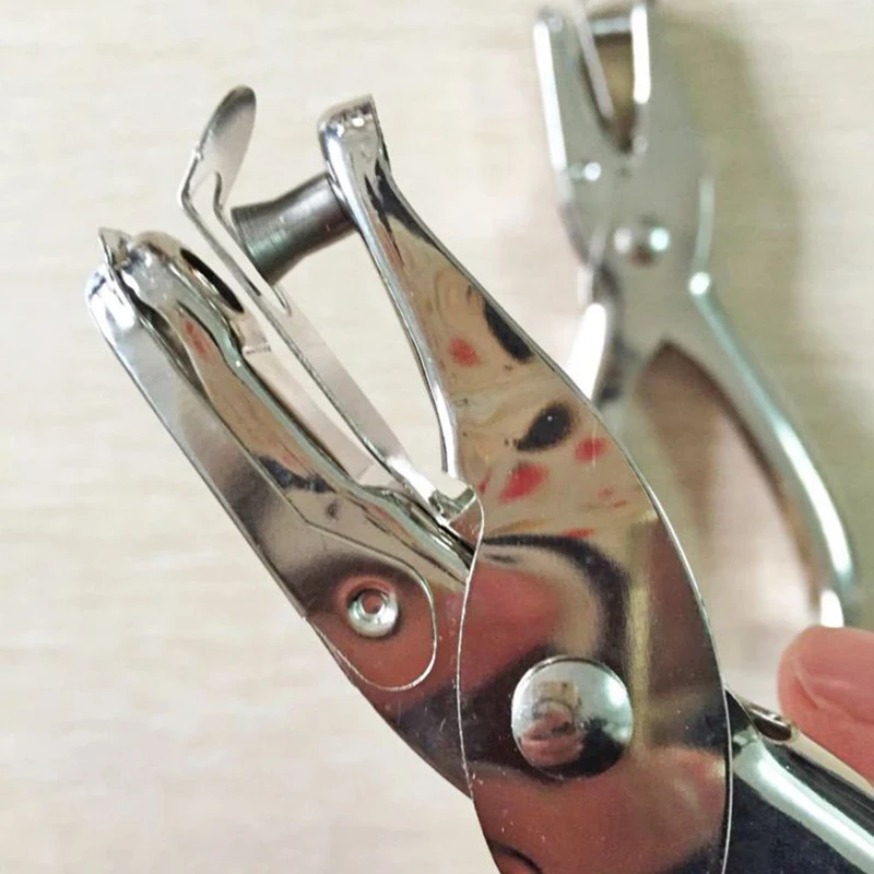 1pcs Scrapbooking Plier Puncher Hole Circle Card Cut Craft Sheet Cardmaking Handicraft Tool Paper Punch Office Statinery School paper cutter paper punch hole punching tools paper craft punch circle hole punch