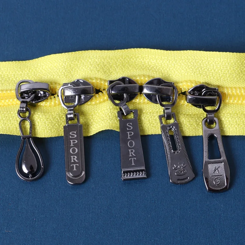 

High quality 5# Metal Nylon Zipper Slider 5pcs Repair diy Zipper For Clothes Bags Garment Accessories Retail Wholesale ZS-001