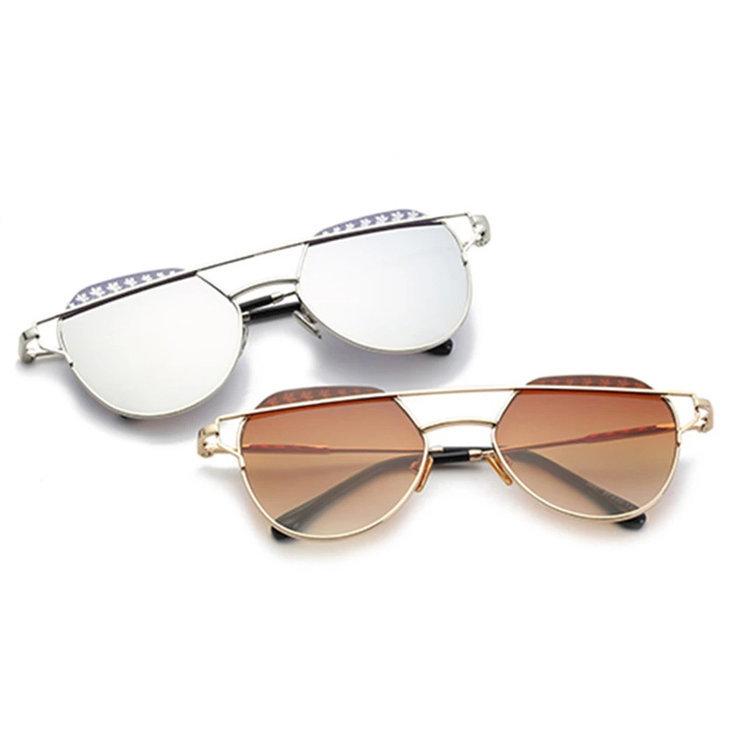 Gafas De Sol De Aviador De Plata Con Montura De Metal Gafas De Sol De Aviador De Plata Con Montura De Metal