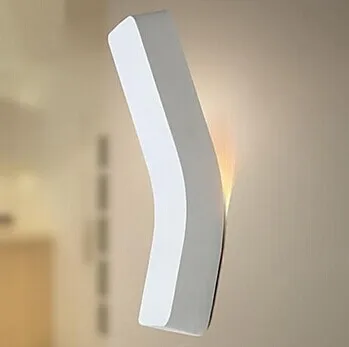 

1 Light Led Wall Sconce, White Acrylic Modern LED Wall Lamp For Bed Home Lighting,E14,AC,Bulb Included
