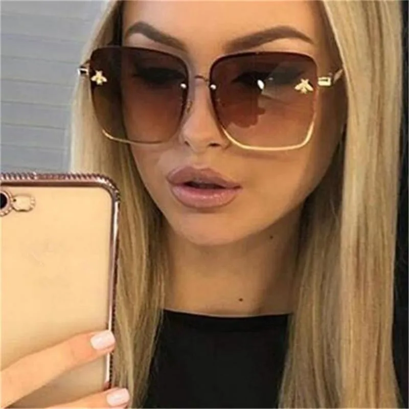 

GUANGDU 2019 Square Colored Large Frame Classic Sunglasses Luxury Brand Fashion Sexy Decoration Men's And Women's Glasses UV400