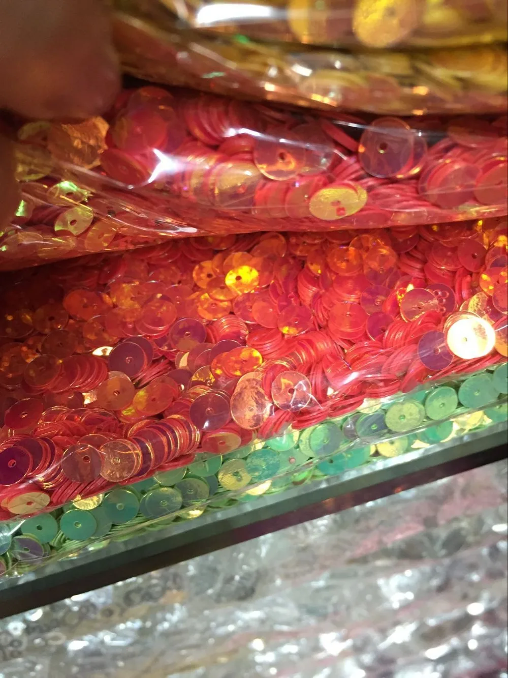 New 40g/лот 6 мм плоские круглые Блестки со средним отверстием для рукоделия ПВХ
