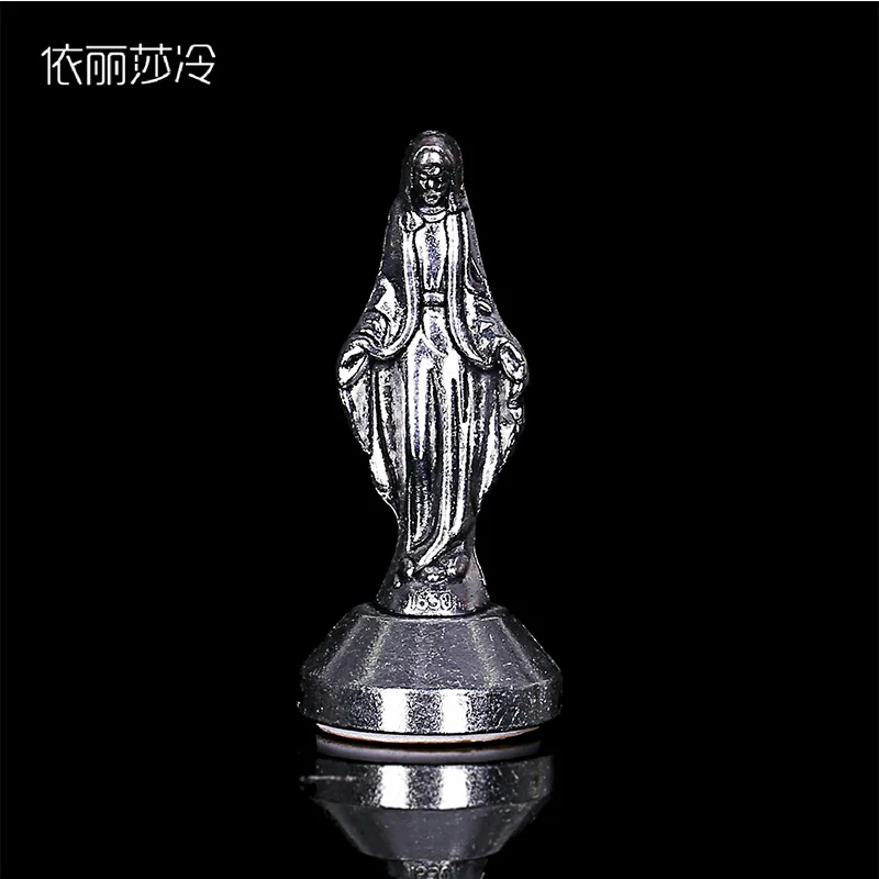

Christ Jesus Cross Statue. Merciful Jesus / Virgin Mary / Statue. Fatima statue. Car dashboard decoration.5X2CM
