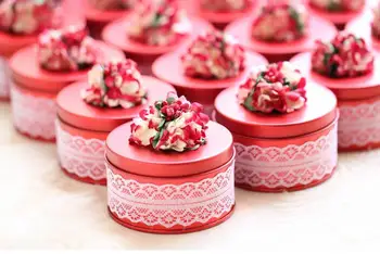 

10pcs/lot Creative Round Shape Tinplate Wedding Candy Box With Beautiful Flower Small Party Favor Gift Box Pink/Purple/Red/Blue