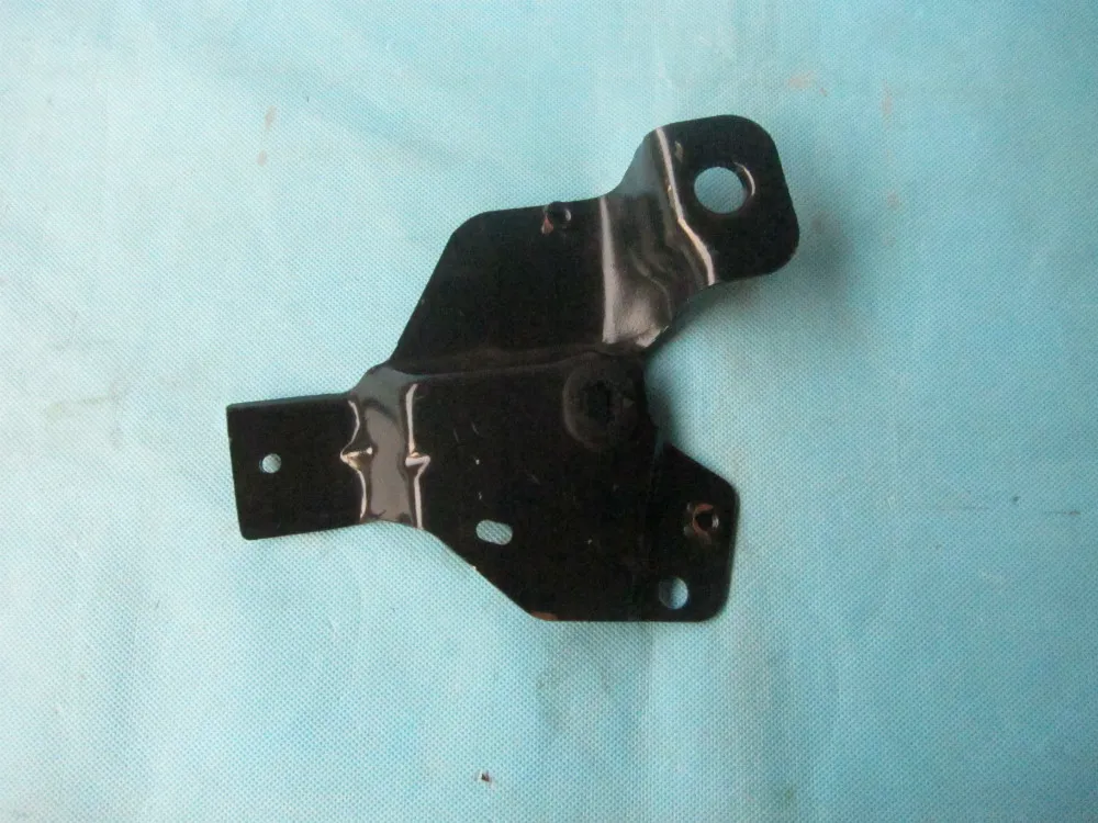 

Upper radiator support bracket for Mazda chevalier haima 7 side R OEM:SA00-15-240F