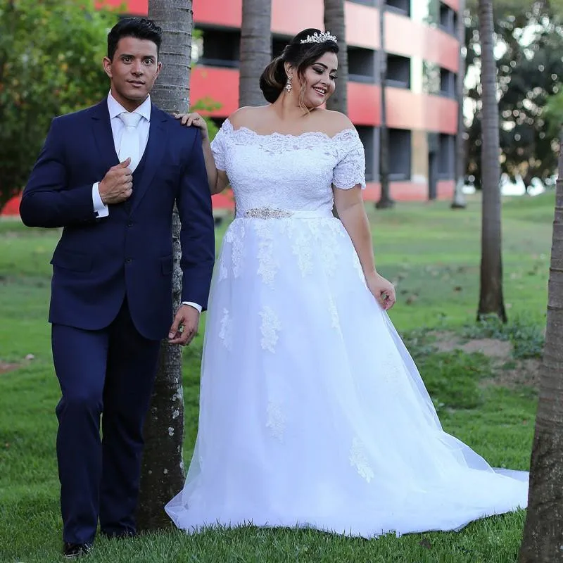 graceful-plus-size-lace-wedding-dresses-with-short-sleeves-off-the-shoulder-bridal-gowns-beaded-a-line-sweep-train-tulle-vestido-de-novia_