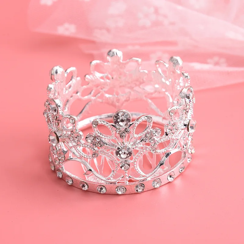 

Small round European crown bridal tiara flower child hair ornament round crown baby headband hair accessory