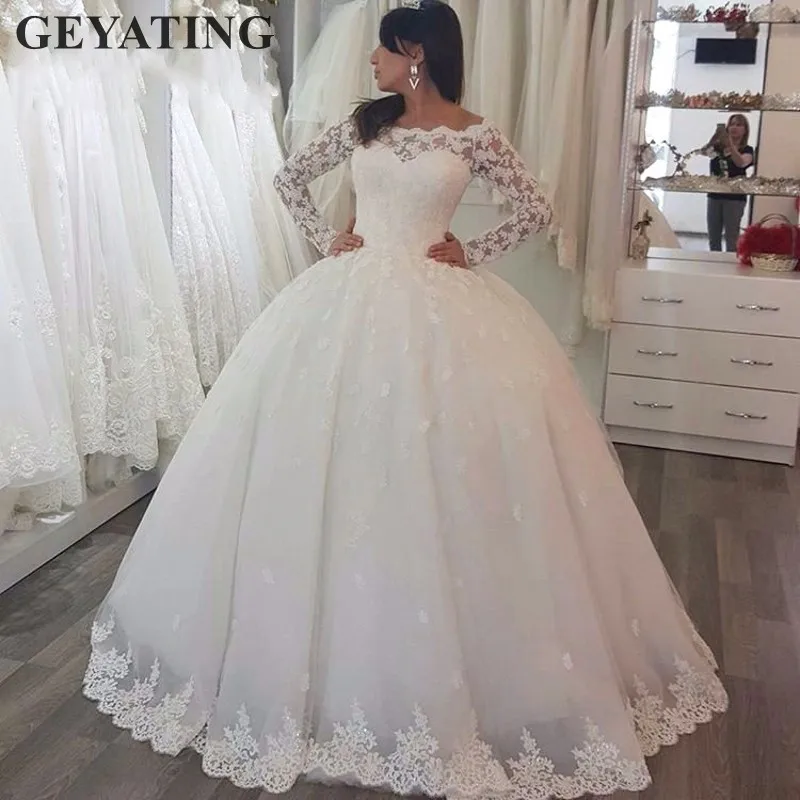 Arabic White Lace Long Sleeves Ball Gown Muslim Wedding Arabic White Lace Long Sleeves Ball Gown Muslim Wedding