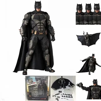 

DC Justice League Batman Figure Super Hero Tactical Suit Ver. MAFEX 064 PVC Action Figure Collection Model Kids Toy