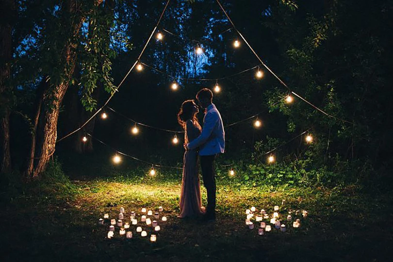 GLOBE BULB STRING LIGHT