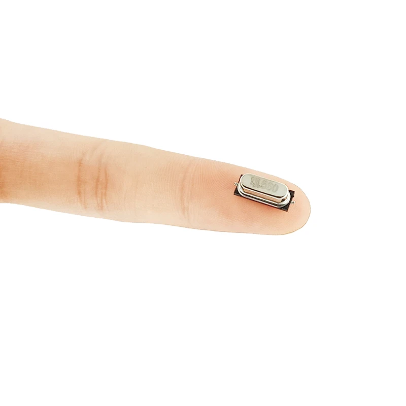 smd hc-49s 20pcs 13.56MHz 20ppm 20pF quartz resonator crystal