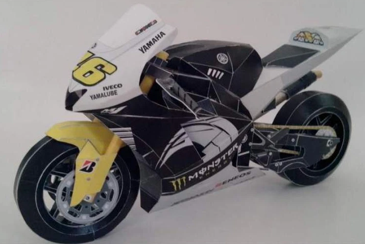 Мотор гоночный YZR-M1 Бумажная модель 1:6