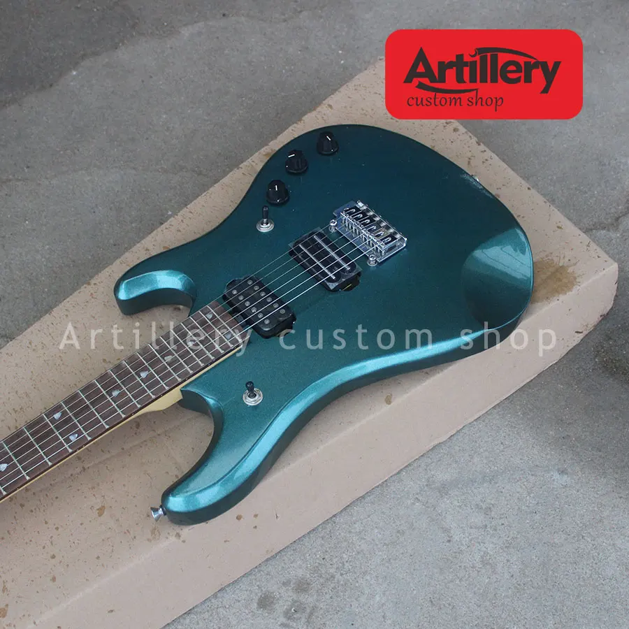 MUSICMAN-guitar-125