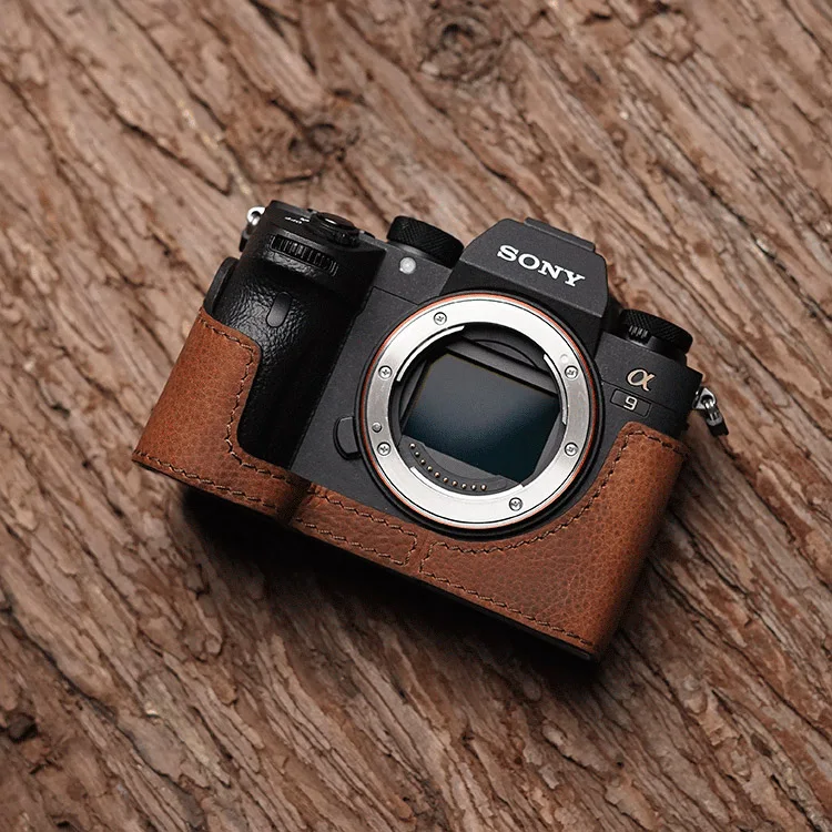 A9 Color : Brown Camera Bag Great 1/4 inch Thread PU Leather Camera Half Case Base for Sony ILCE-A9 A7RIII A9 Color : Brown Camera Bag Great 1/4 inch Thread PU Leather Camera Half Case Base for Sony ILCE-A9 A7RIII