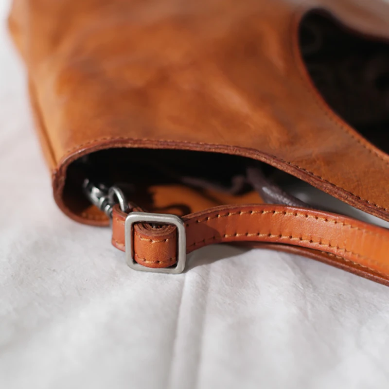 AETOO Vintage teen satchel, hundred mori bag, leather portable crossbody bag