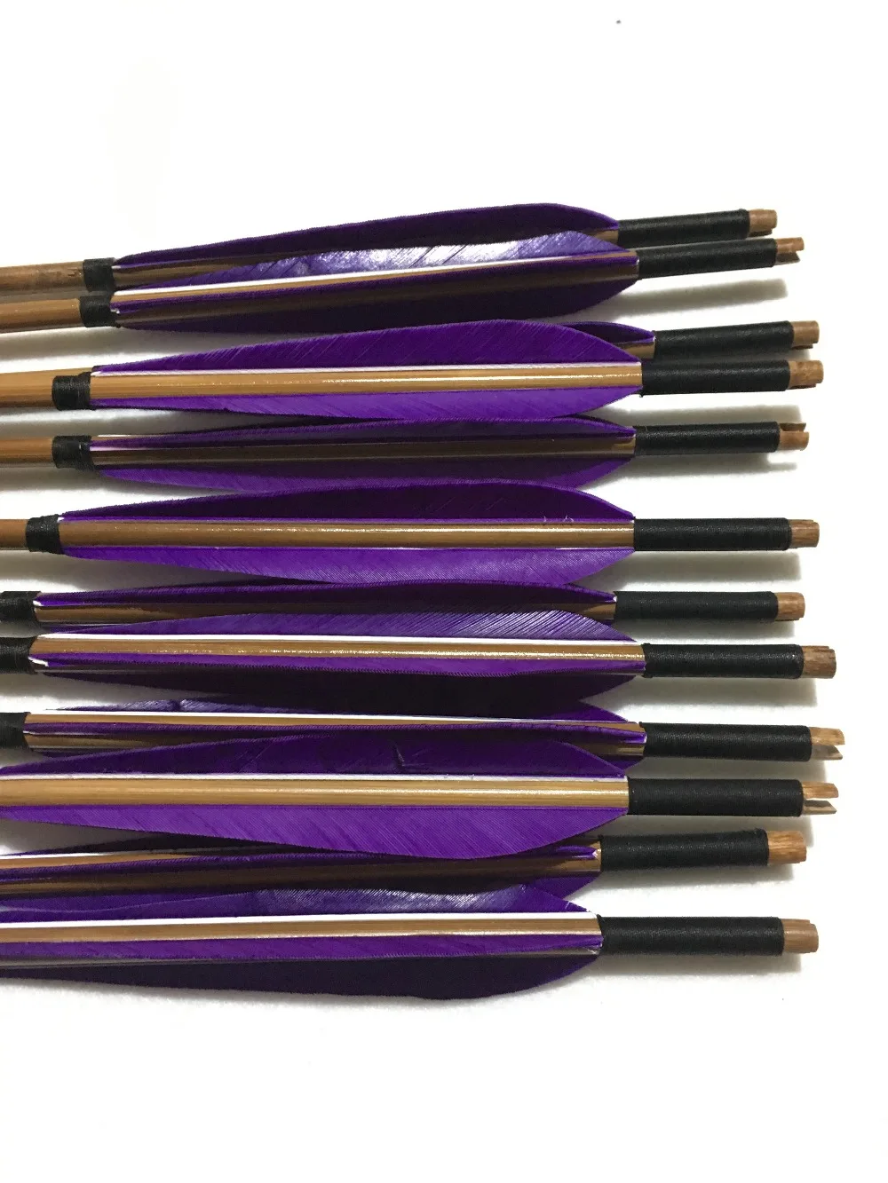 

6/12pcs 32 inches Beautiful Purple Feather Handmade Bamboo Arrow The Bullet Tips For Hunting Archery