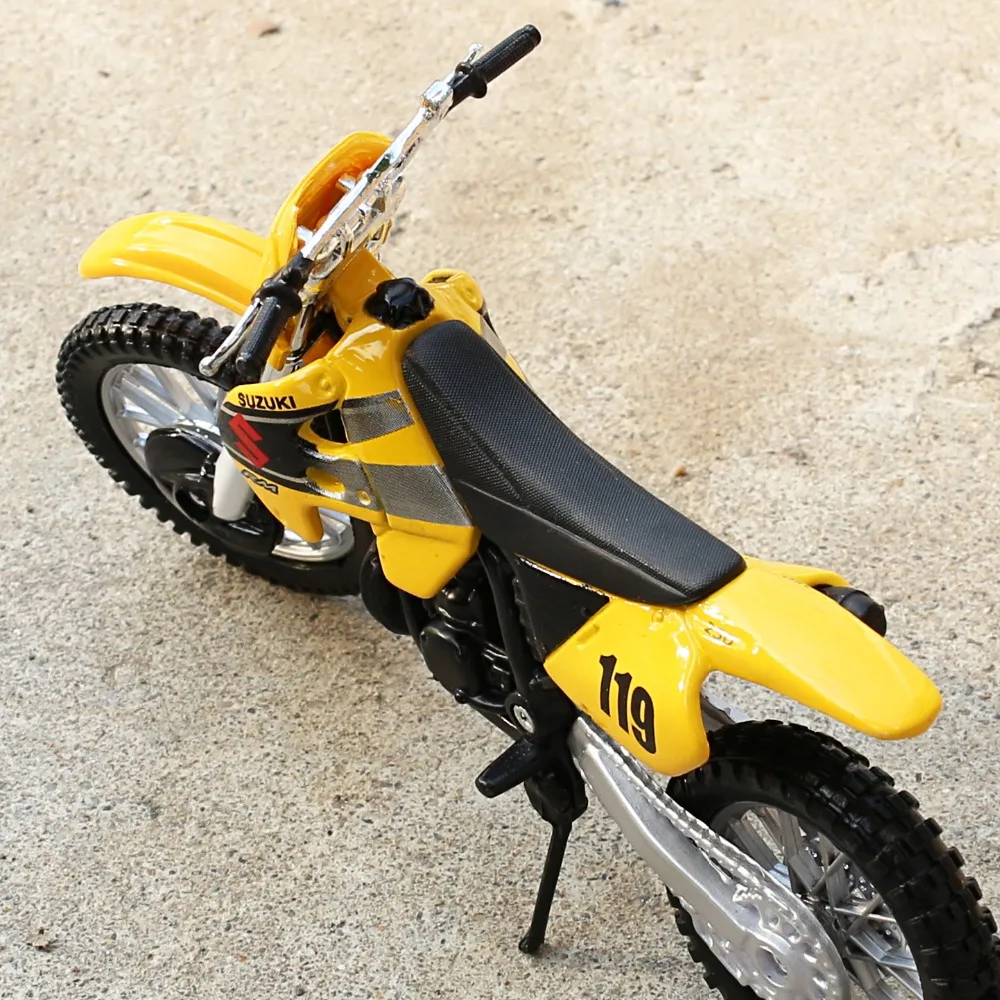 1:18 Масштаб Maisto SUZUKI RM250 мотоцикл гоночных автомобилей мини модели автомобиля
