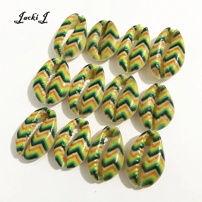 

Tribal Print Natural Cowrie Sea Shell Loose Beads Conch Charms for Handmade DIY Jewelry Connectors 12pcs/Lot PD026