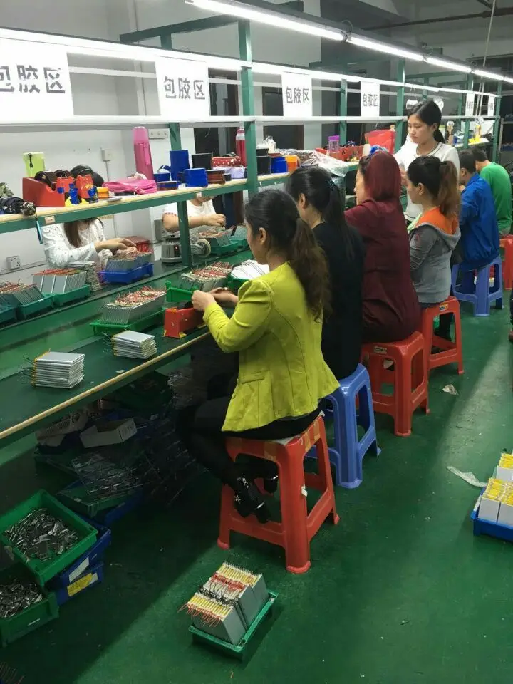 3.7v lithium battery